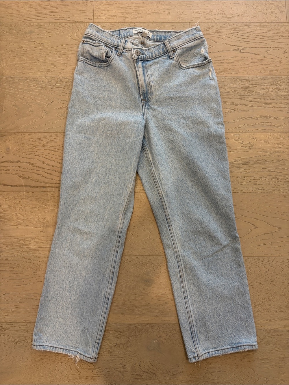 Abercrombie & Fitch Light Wash Straight Leg Jeans